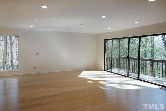 630 Bayberry Drive, Chapel Hill, NC 27517
