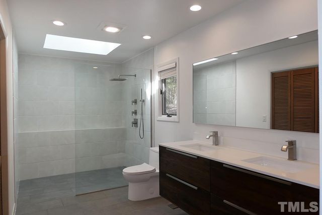 630 Bayberry Drive, Chapel Hill, NC 27517