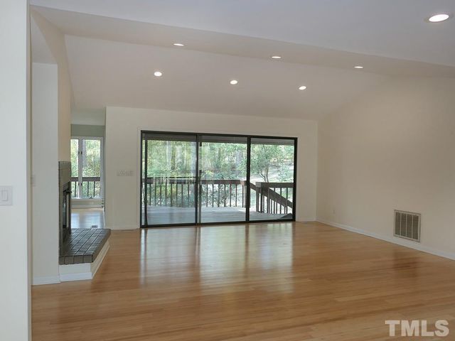 630 Bayberry Drive, Chapel Hill, NC 27517