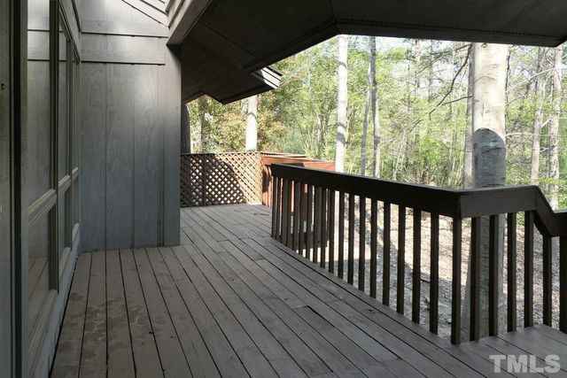 630 Bayberry Drive, Chapel Hill, NC 27517