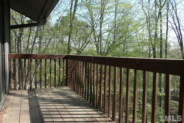 630 Bayberry Drive, Chapel Hill, NC 27517
