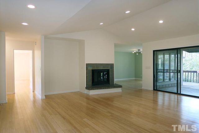630 Bayberry Drive, Chapel Hill, NC 27517