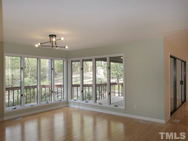 630 Bayberry Drive, Chapel Hill, NC 27517