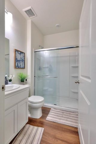 5439 Drawbridge Way, Riverbank, CA 95367