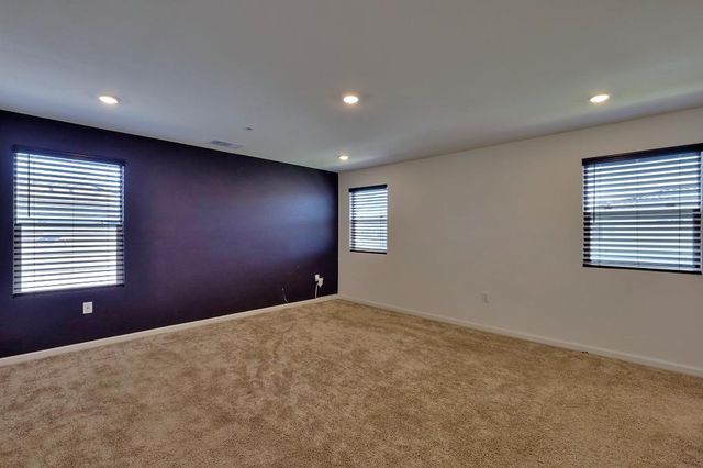 5439 Drawbridge Way, Riverbank, CA 95367