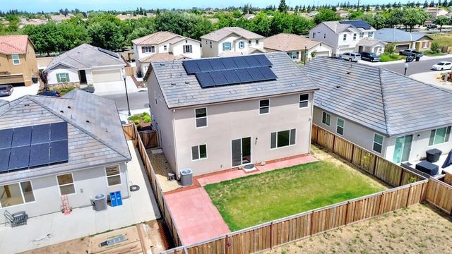 5439 Drawbridge Way, Riverbank, CA 95367