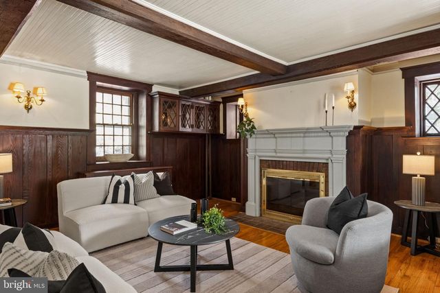 1 SPROUL LN, Wallingford, PA 19086