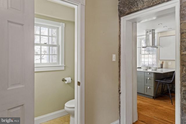 1 SPROUL LN, Wallingford, PA 19086