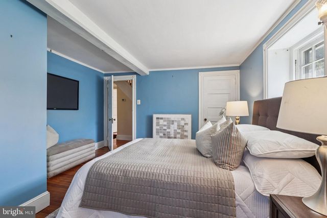 1 SPROUL LN, Wallingford, PA 19086