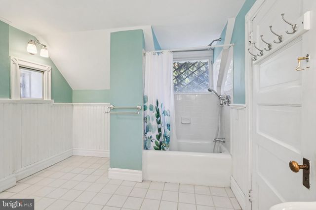 1 SPROUL LN, Wallingford, PA 19086