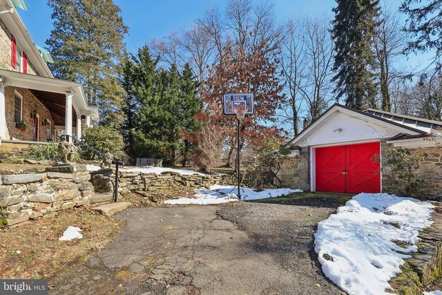 1 SPROUL LN, Wallingford, PA 19086