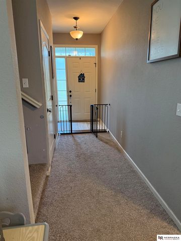 7302 N 89th Avenue, Omaha, NE 68122