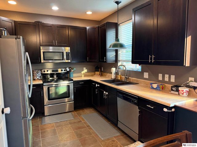 7302 N 89th Avenue, Omaha, NE 68122