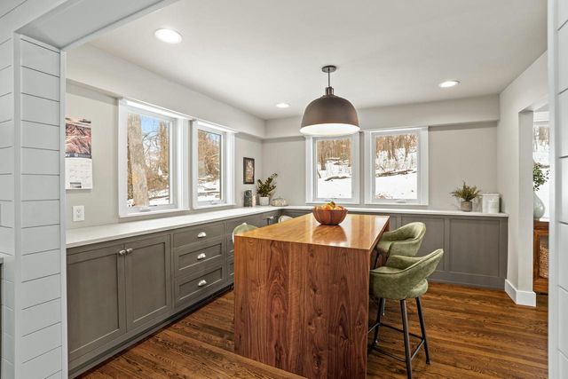 N55W30923 County Road K, Hartland, WI 53029