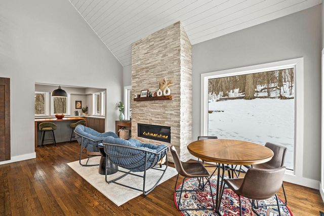 N55W30923 County Road K, Hartland, WI 53029