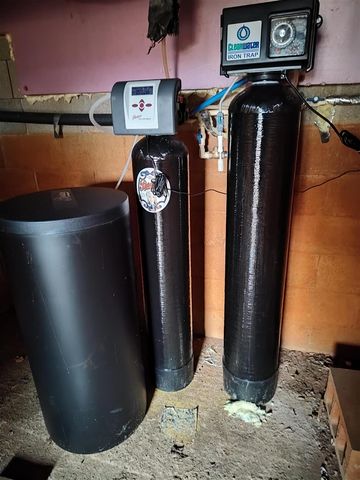 1233 Robinson Road, Quincy, MI 49082