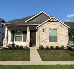 307 Orleanian DR, Buda, TX 78610