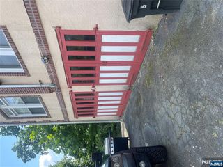 818 Summit Avenue, River Edge, NJ 07661
