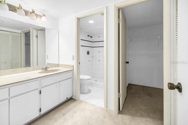 1 KEY CAPRI 209E, Treasure Island, FL 33706