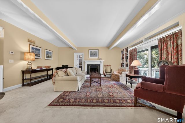 289 Heritage Village E, Southbury, CT 06488
