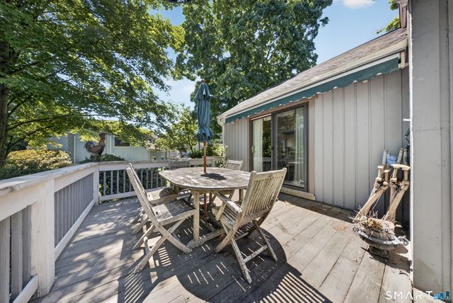 289 Heritage Village E, Southbury, CT 06488