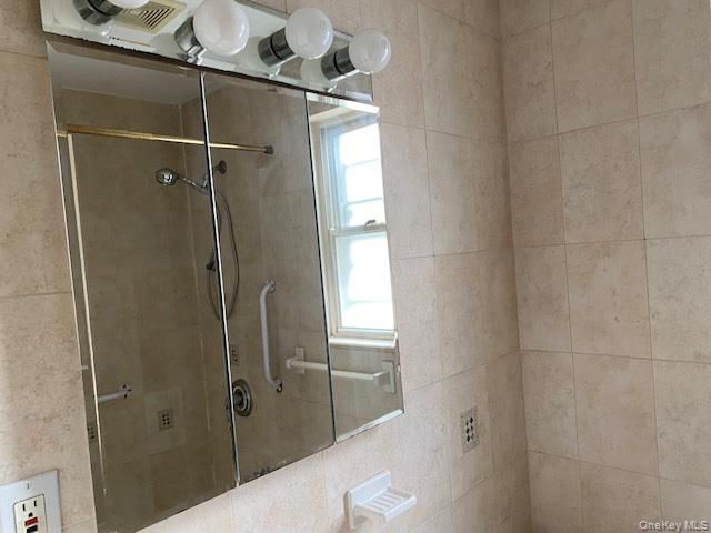 74-39 260th Street G-1, Glen Oaks, NY 11004