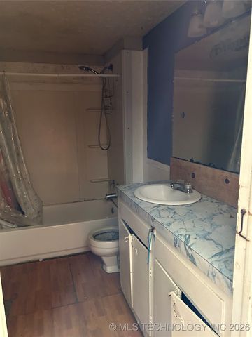 206 Northside Court, Tahlequah, OK 74464