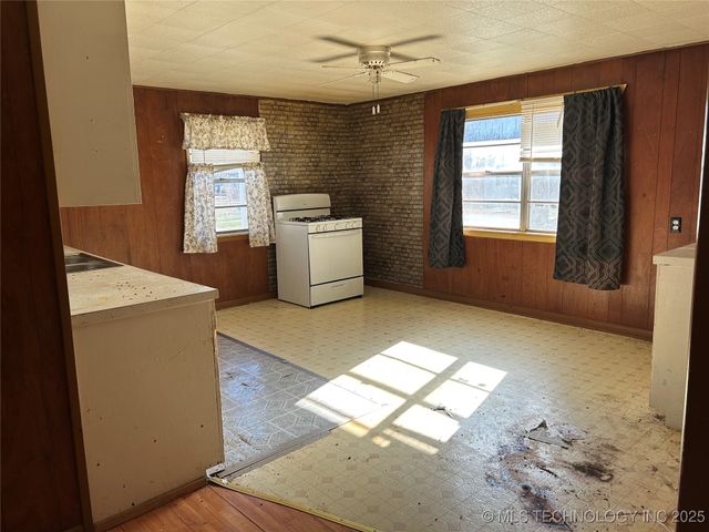 206 Northside Court, Tahlequah, OK 74464