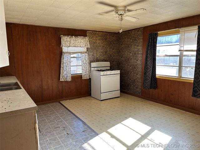 206 Northside Court, Tahlequah, OK 74464