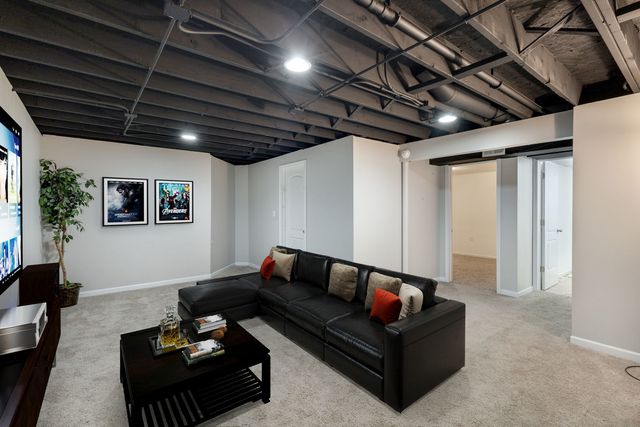 19242 104th Avenue, Mokena, IL 60448