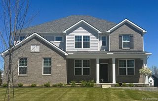 22206 Hilda Lane, South Lyon, MI 48178
