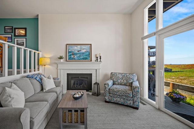 43 La Playa Street, Monterey, CA 93940