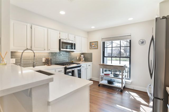 602 Muirwood Lane, Sugar Land, TX 77498