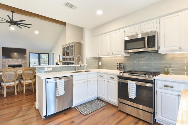 602 Muirwood Lane, Sugar Land, TX 77498