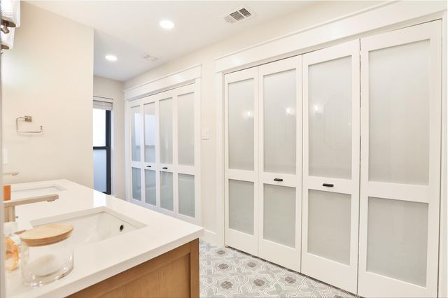 602 Muirwood Lane, Sugar Land, TX 77498