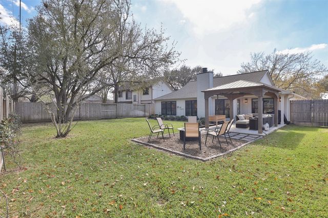 602 Muirwood Lane, Sugar Land, TX 77498