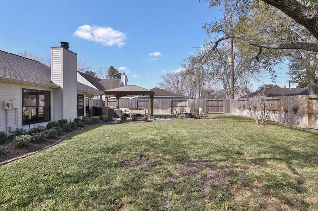 602 Muirwood Lane, Sugar Land, TX 77498