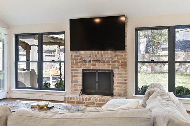 602 Muirwood Lane, Sugar Land, TX 77498