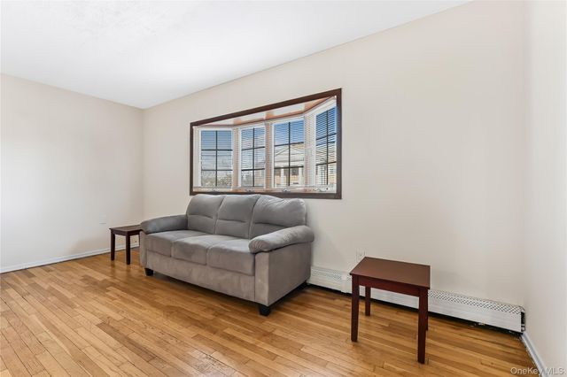 94 Conklin Street, Farmingdale, NY 11735