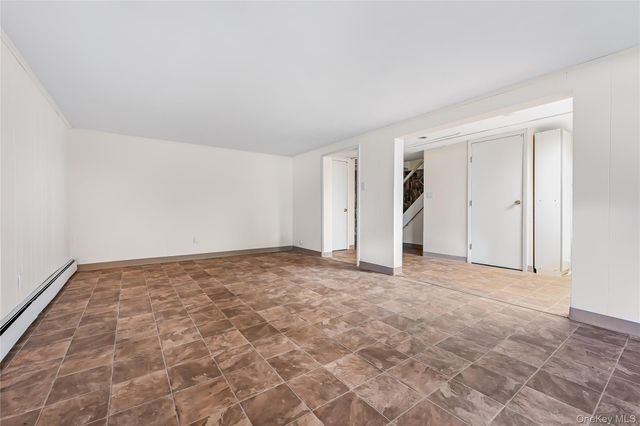 94 Conklin Street, Farmingdale, NY 11735