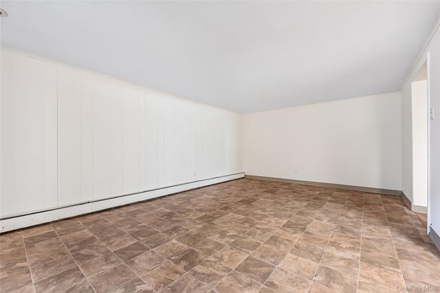 94 Conklin Street, Farmingdale, NY 11735