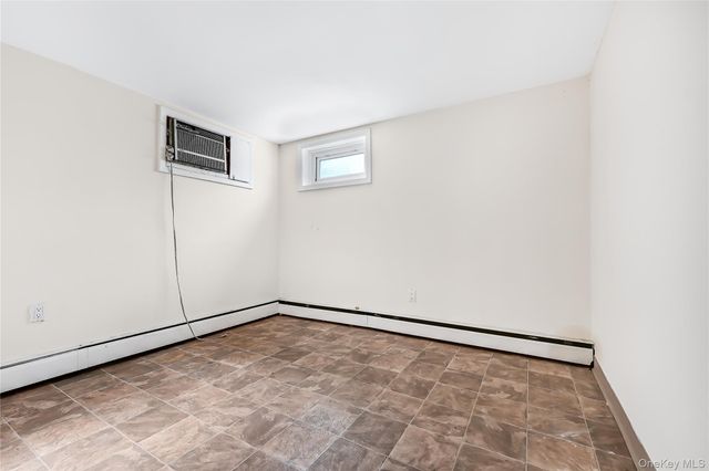 94 Conklin Street, Farmingdale, NY 11735