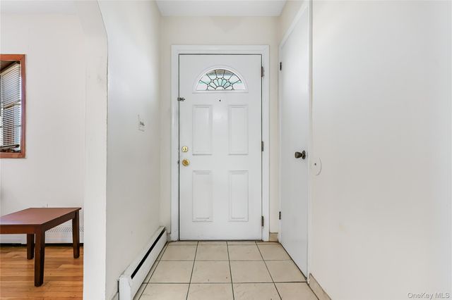 94 Conklin Street, Farmingdale, NY 11735