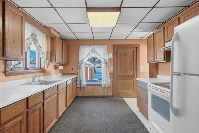 46 Wilfred St, Lynn, MA 01905