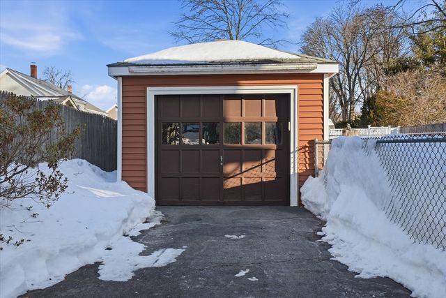 46 Wilfred St, Lynn, MA 01905