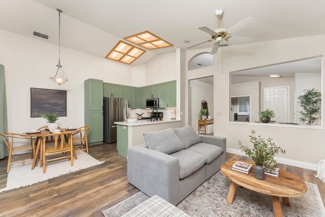 1149 Knopfler Cir, Folsom, CA 95630