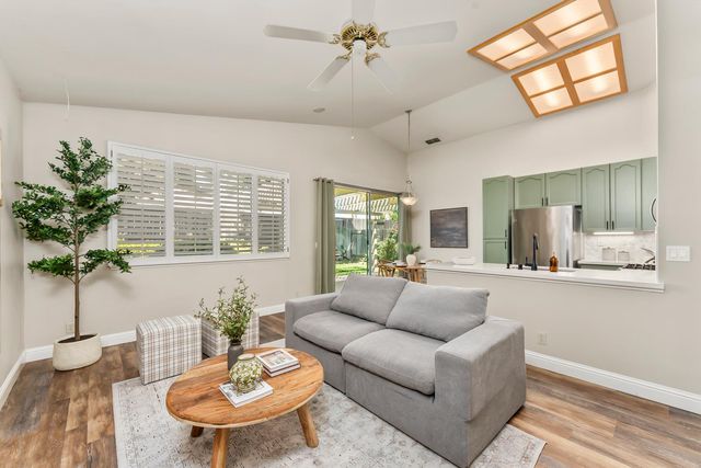 1149 Knopfler Cir, Folsom, CA 95630