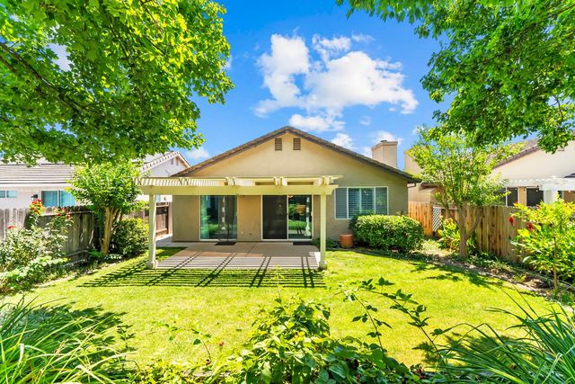 1149 Knopfler Cir, Folsom, CA 95630