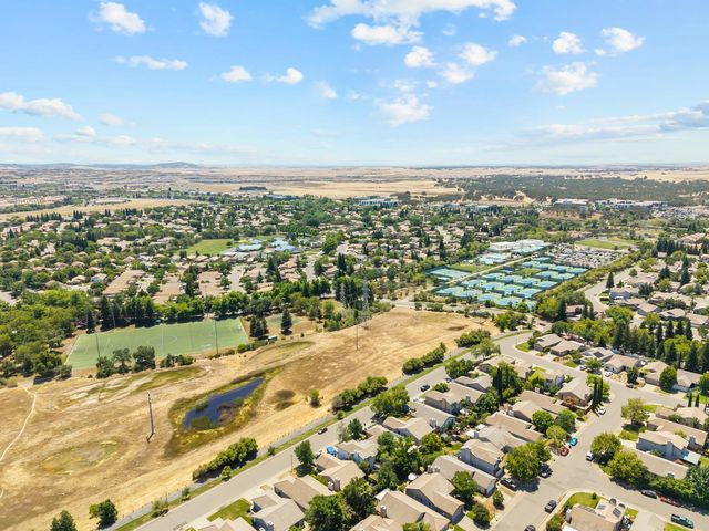 1149 Knopfler Cir, Folsom, CA 95630