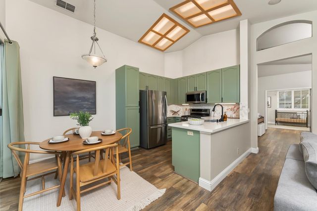 1149 Knopfler Cir, Folsom, CA 95630